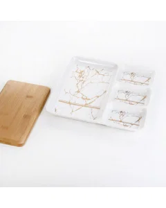 Porcelain serving plate with a cover