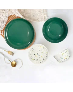 Dinner set 8 pieces green
