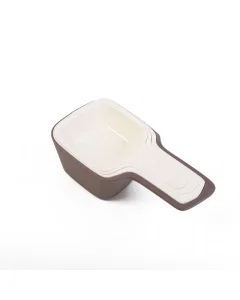 Set of cups measuring 4 pieces