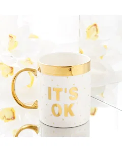 Porcelain mug with handle and cover