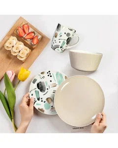 Dinner set 8 pieces beige