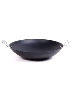 Black frying pan with two hands, size 39 Japanese