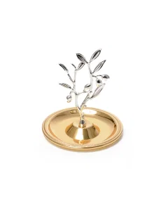 A serving plate with a golden scarf