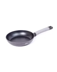 Non-stick coated frying pan size 20