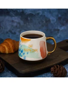 Porcelain mug with handle