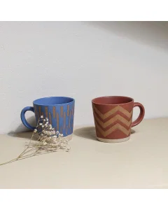 A set of porcelain cups, 2 pieces