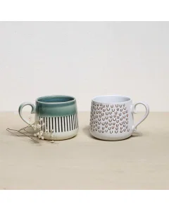 A set of porcelain cups, 2 pieces