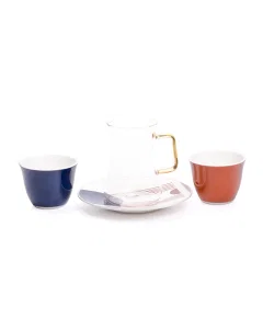 A set of 18 pieces of tea and coffee cups