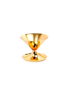 Serving dish with a small golden base