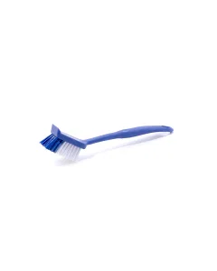Plastic cleaning brush