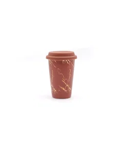 Porcelain cup built a doctrine with a silicon cover